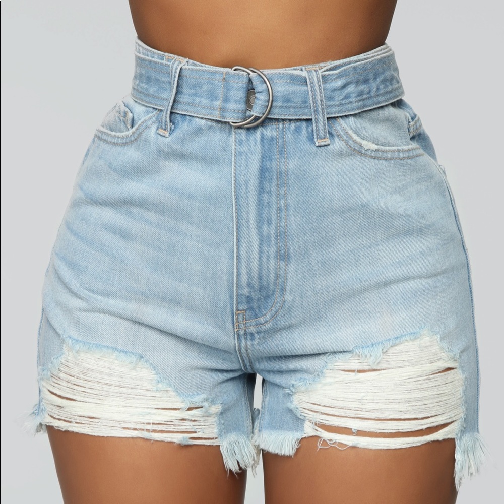 Distressed boyfriend shorts